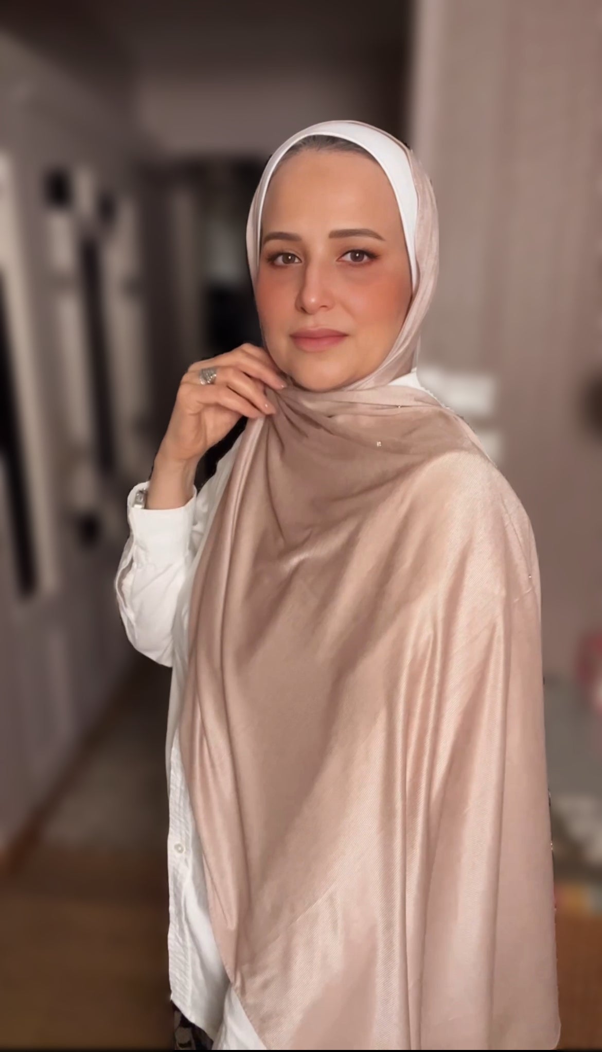 Elegant Kuwaiti Hijab with Subtle Silver Shine .